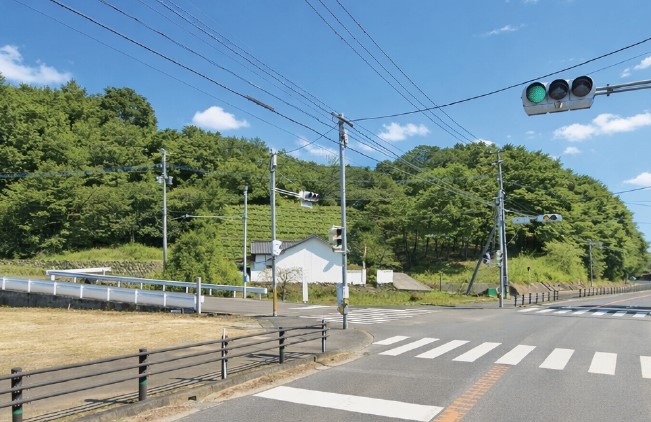 守江交差点から車で1分