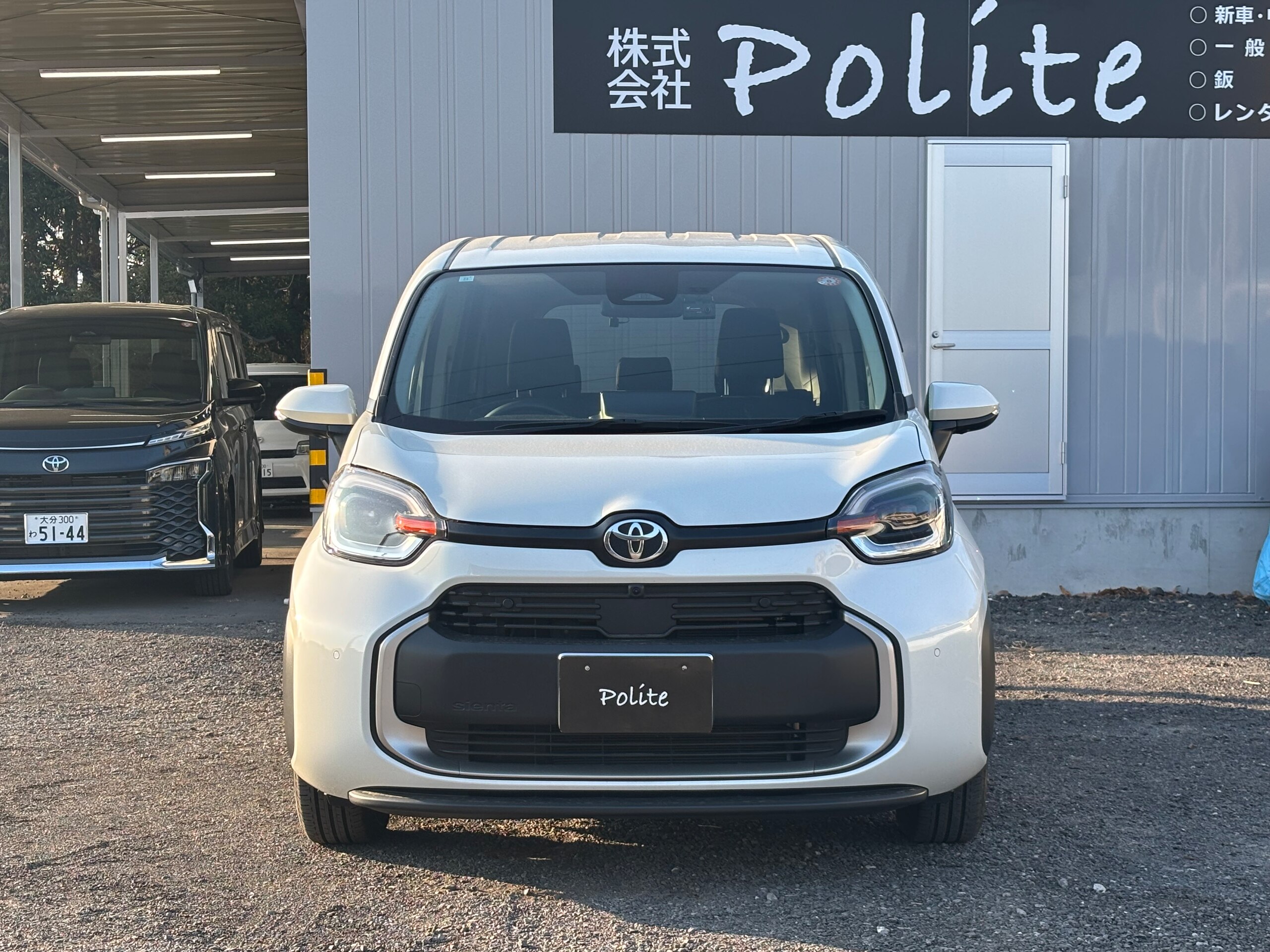 トヨタ  シエンタ