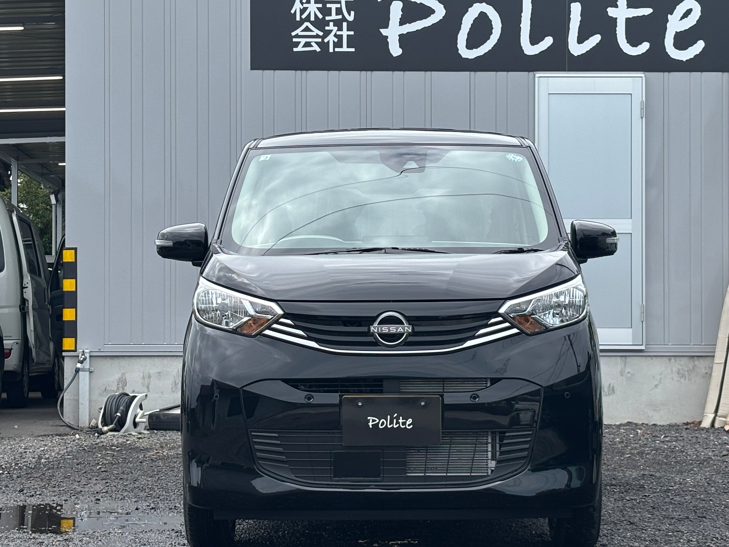 日産  デイズ